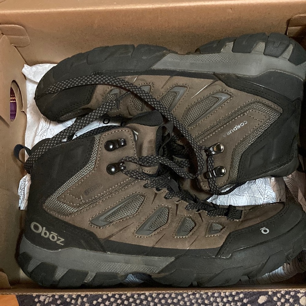 Men’s Oboz Sawtooth waterproof hiking boots